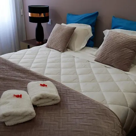 Apartman O Cantinho Do Colegio - Dourocollege